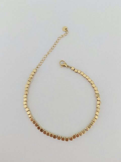 Kare Dorikalı Çelik Bileklik