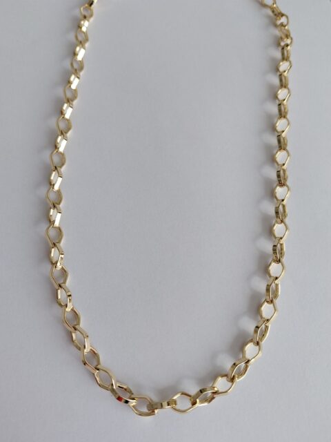 Köşeli Halka Zincirli Kolye