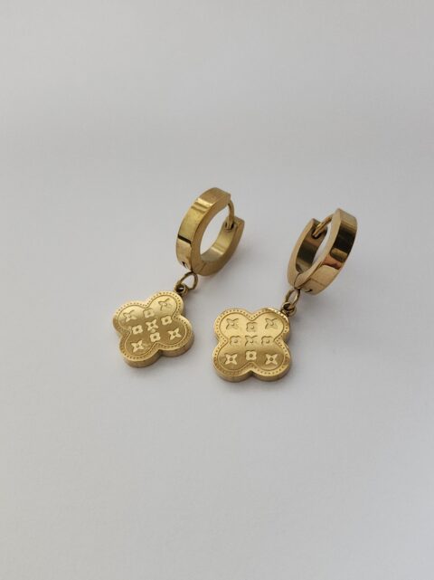 Sallantılı Marka Çelik Küpe