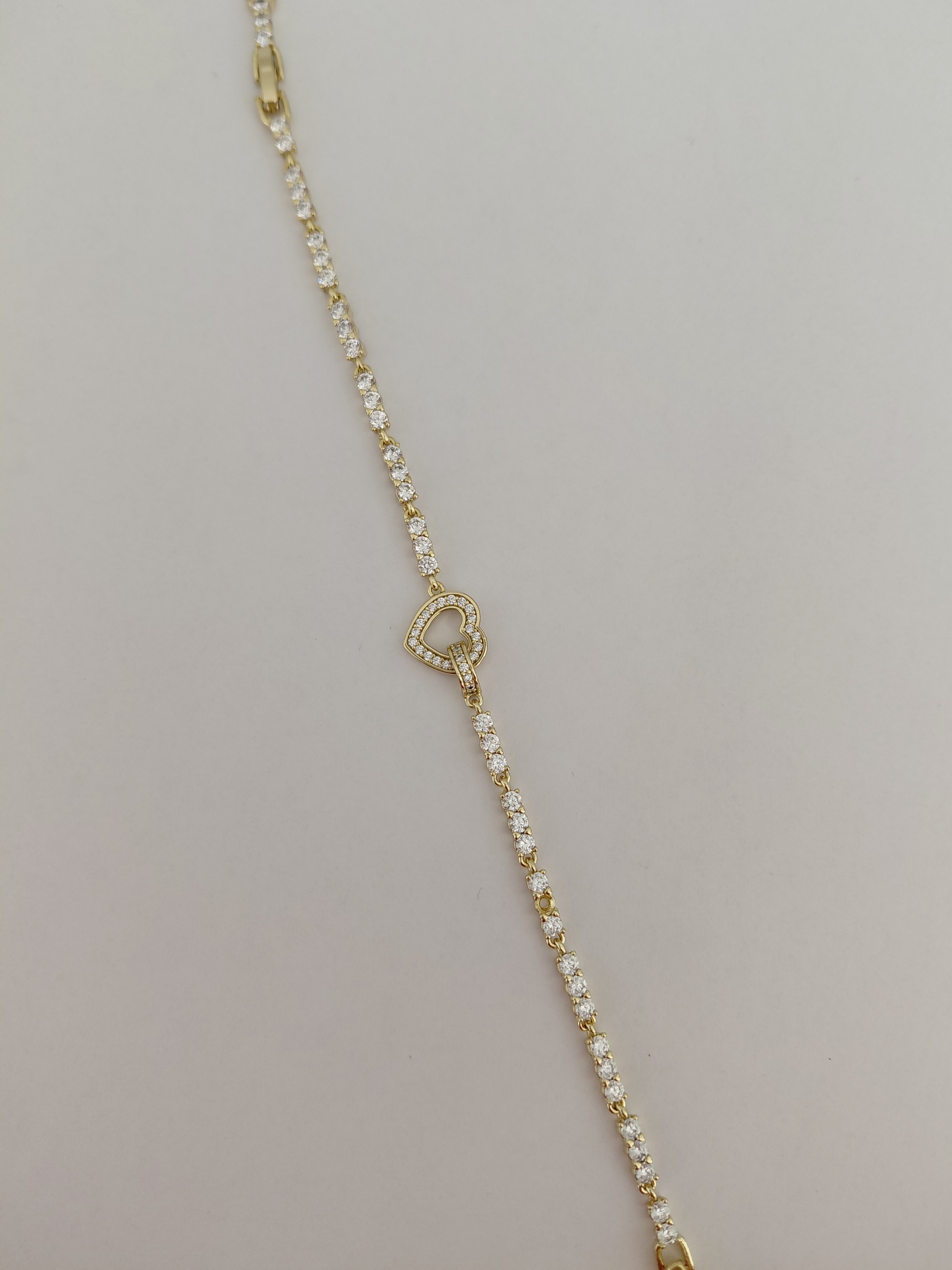  Xuping Zirkon Tasli Kalpli Bileklik Gold 