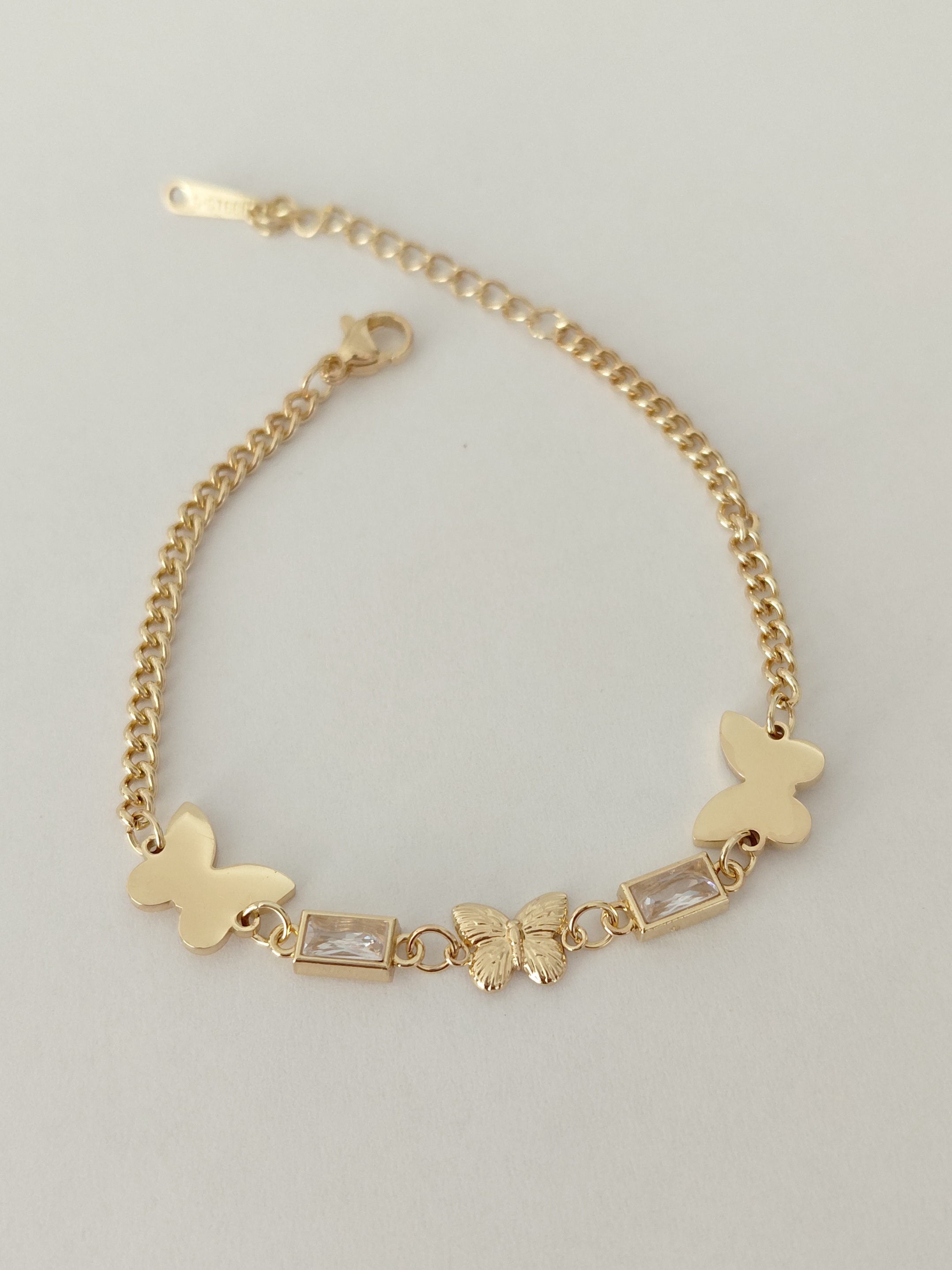 Kelebekli Ta�l� �elik Bileklik 