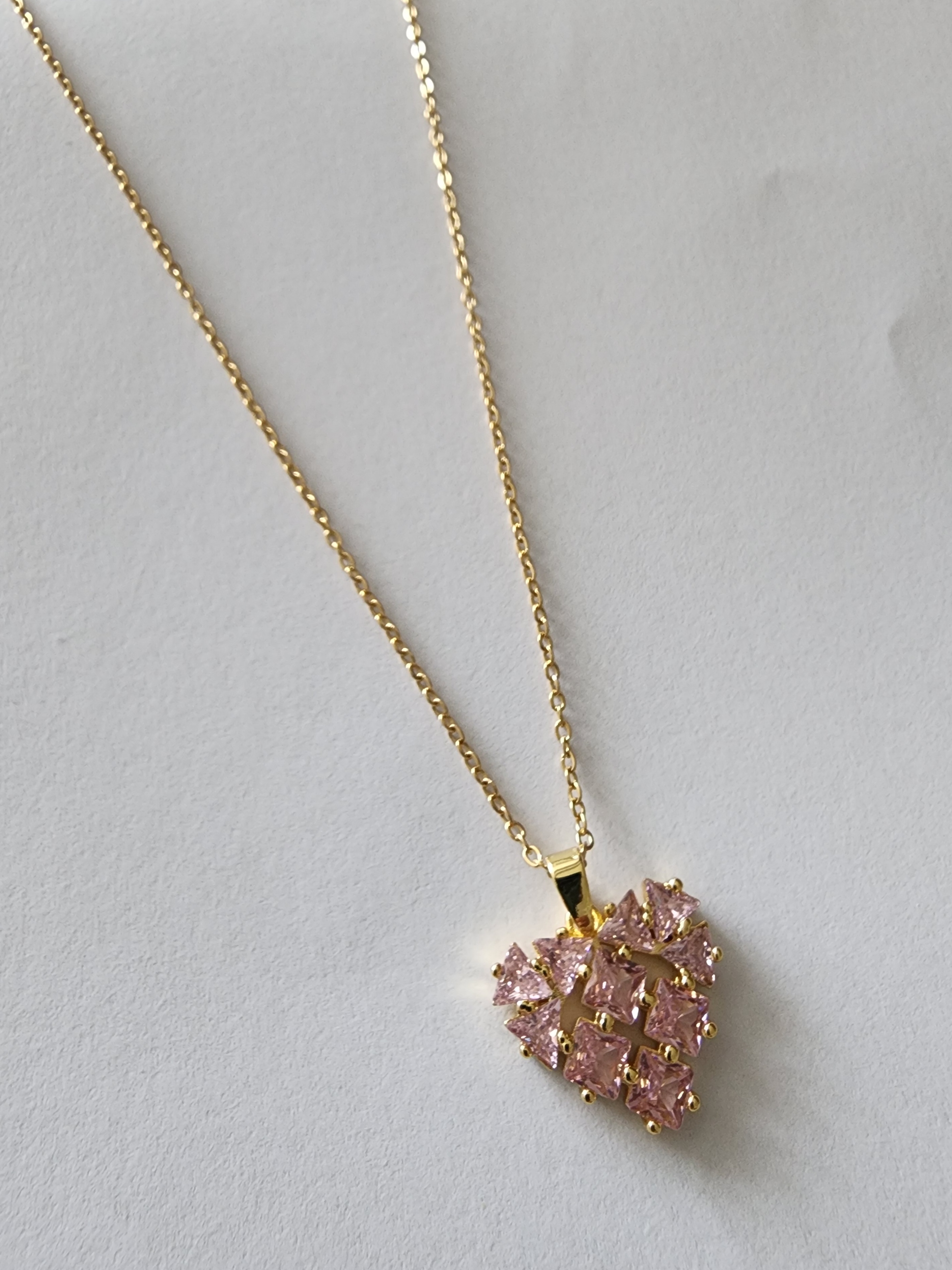 Pembe Tal Kalp Kolye Gold