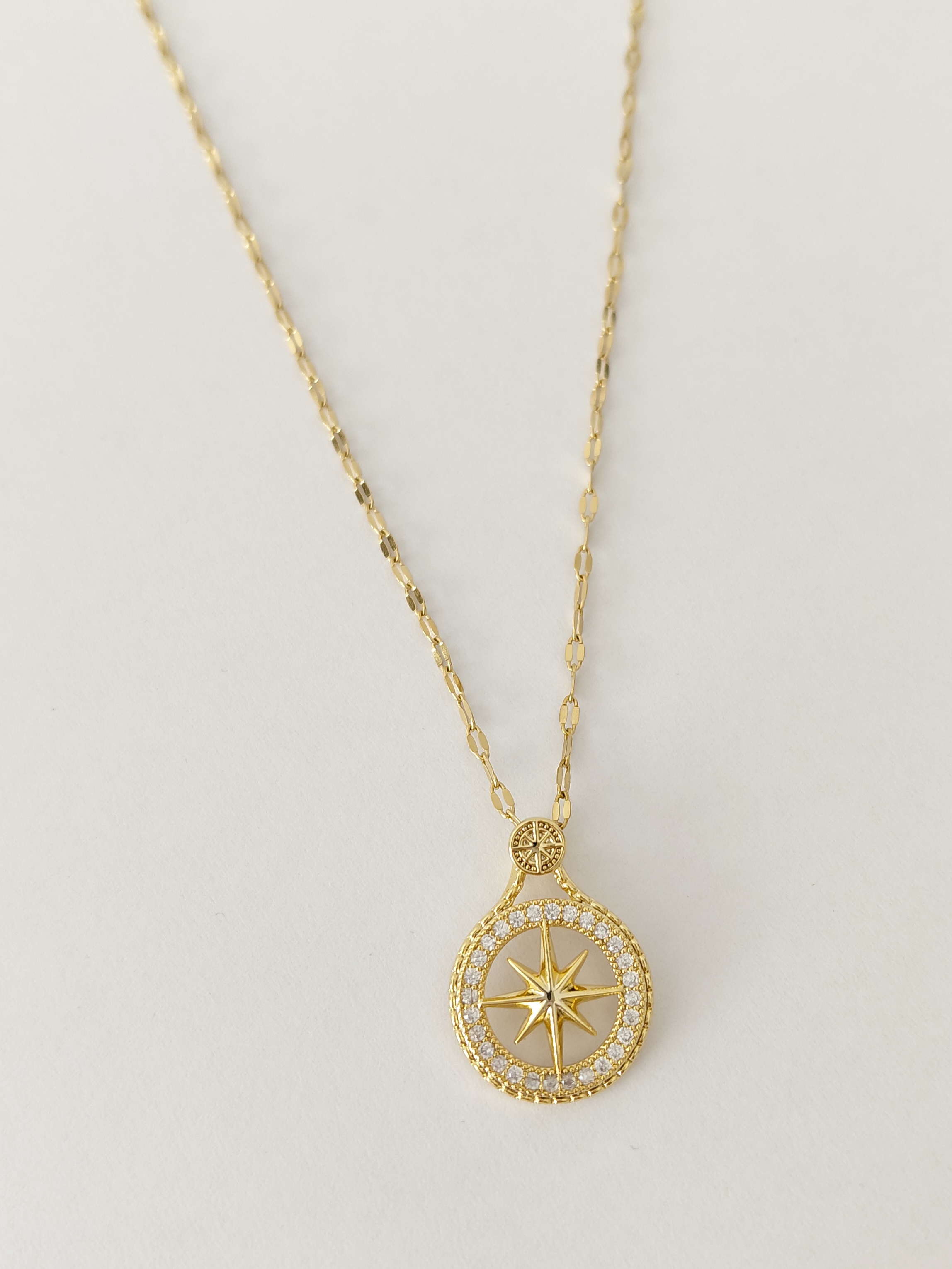 Ta�l� Pusula �elik Kolye Gold 