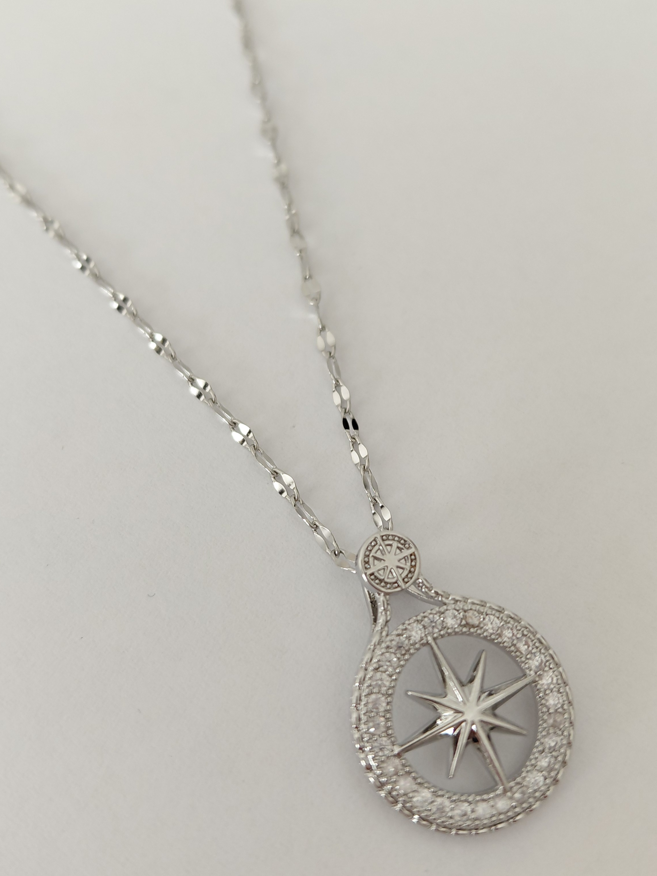 Ta�l� Pusula �elik Kolye Silver 