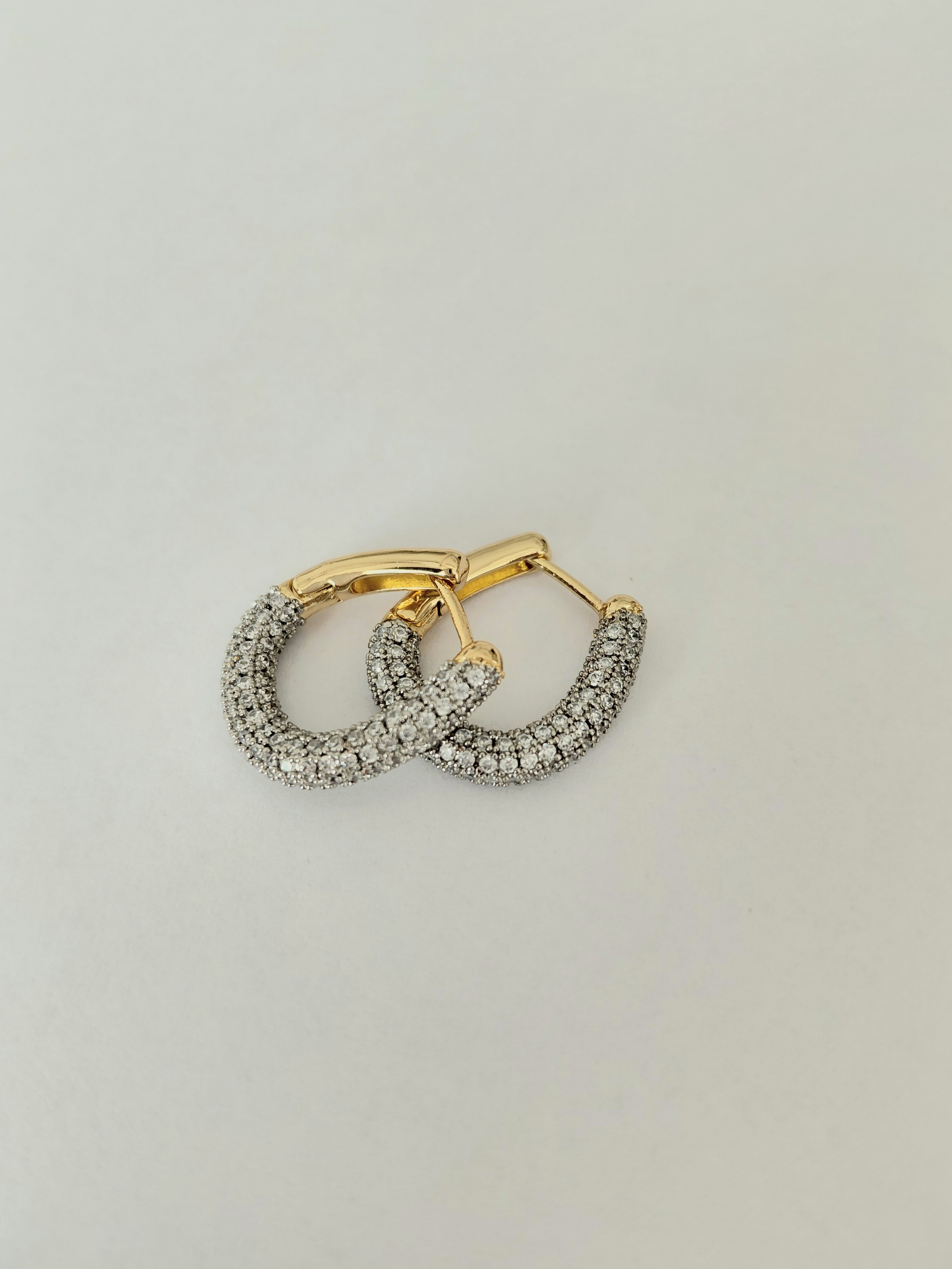 Zirkon Tasli Halka Kpe 