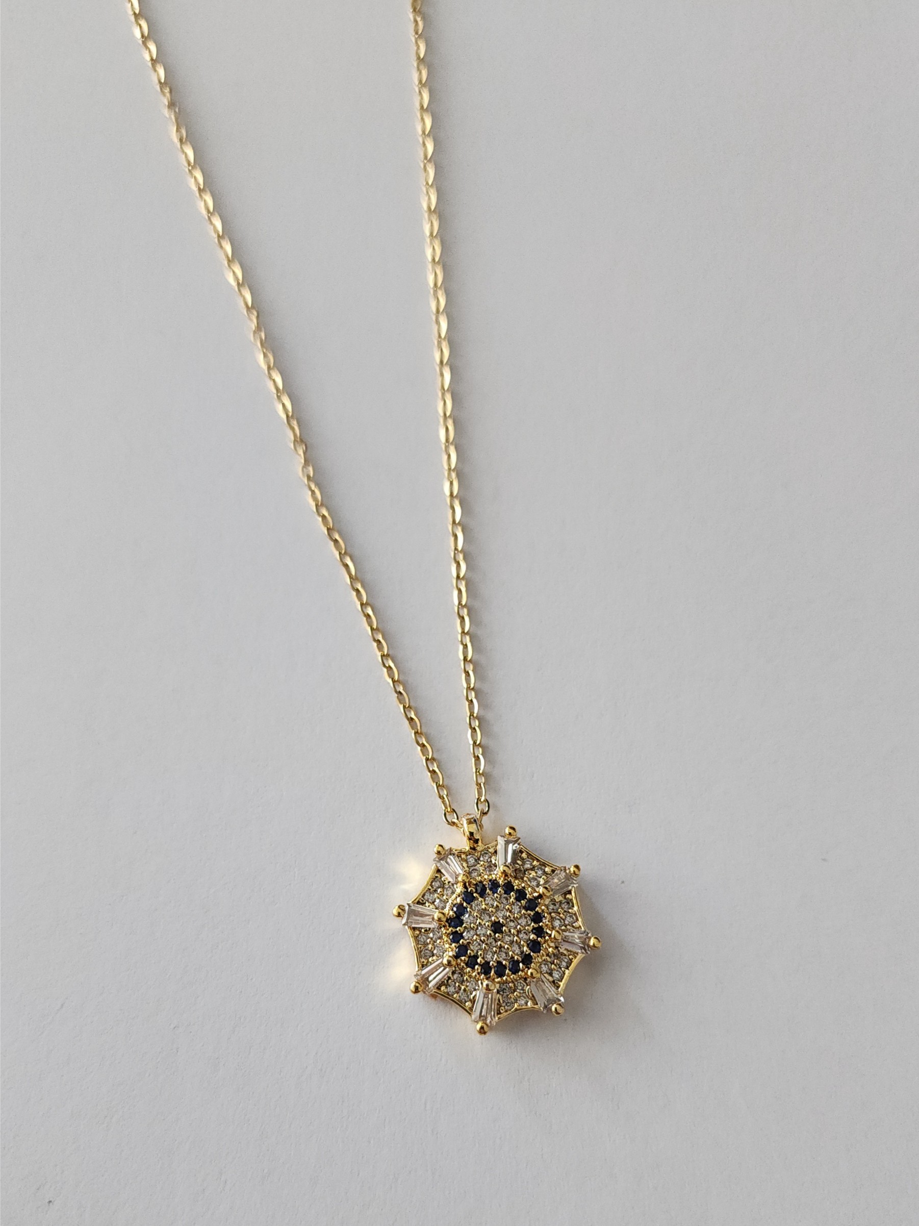 Nazar Detaylı Taşlı Kolye Gold