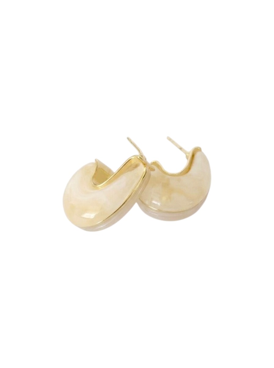Beyaz Gold Detaylı Küpe