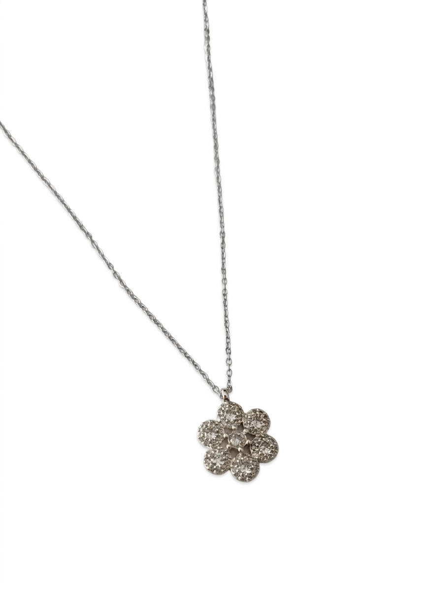 Çiçek Detaylı Taşlı Kolye Silver