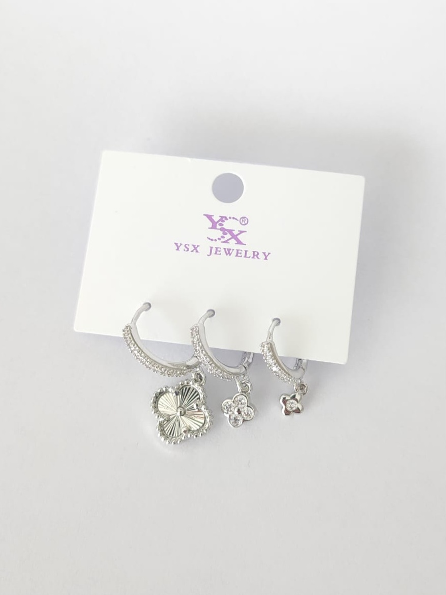 Yonca Detaylı Üçlü Set Küpe Silver